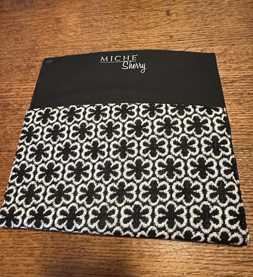 Miche Sherry Classic Shell Purse Cover Black White Floral NEW